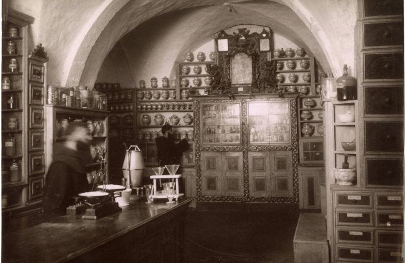 Farmacia del Convento di San Salvatore in Gerusalemme
